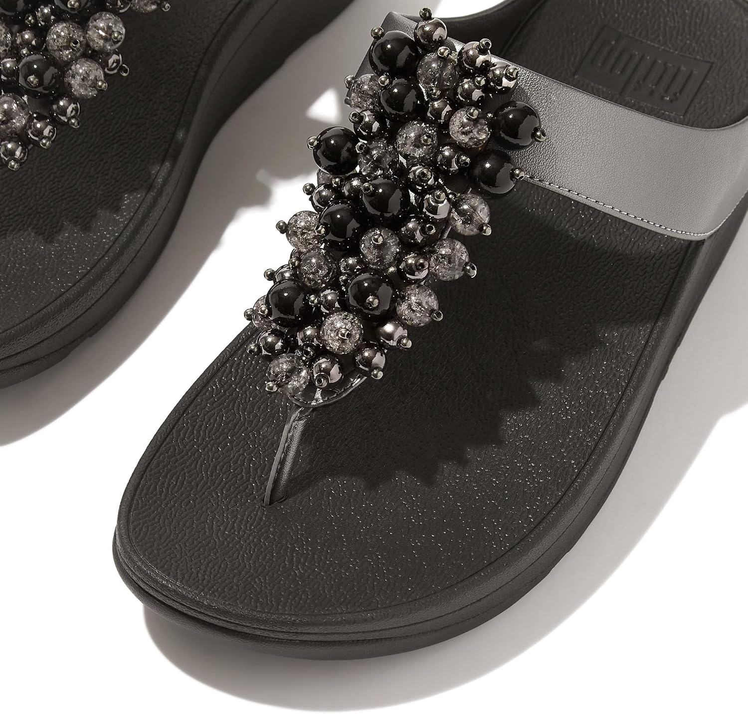 image:imageFitFlop Fino BaubleBead ToePost SandalsPewter Black