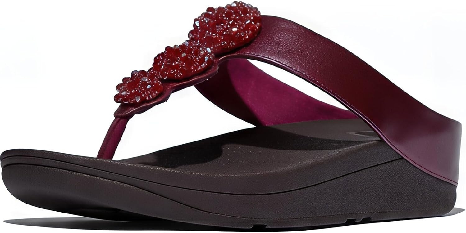 image:imageFitFlop Fino BeadieButton Metallic ToePost SandalsMetallic Ruby