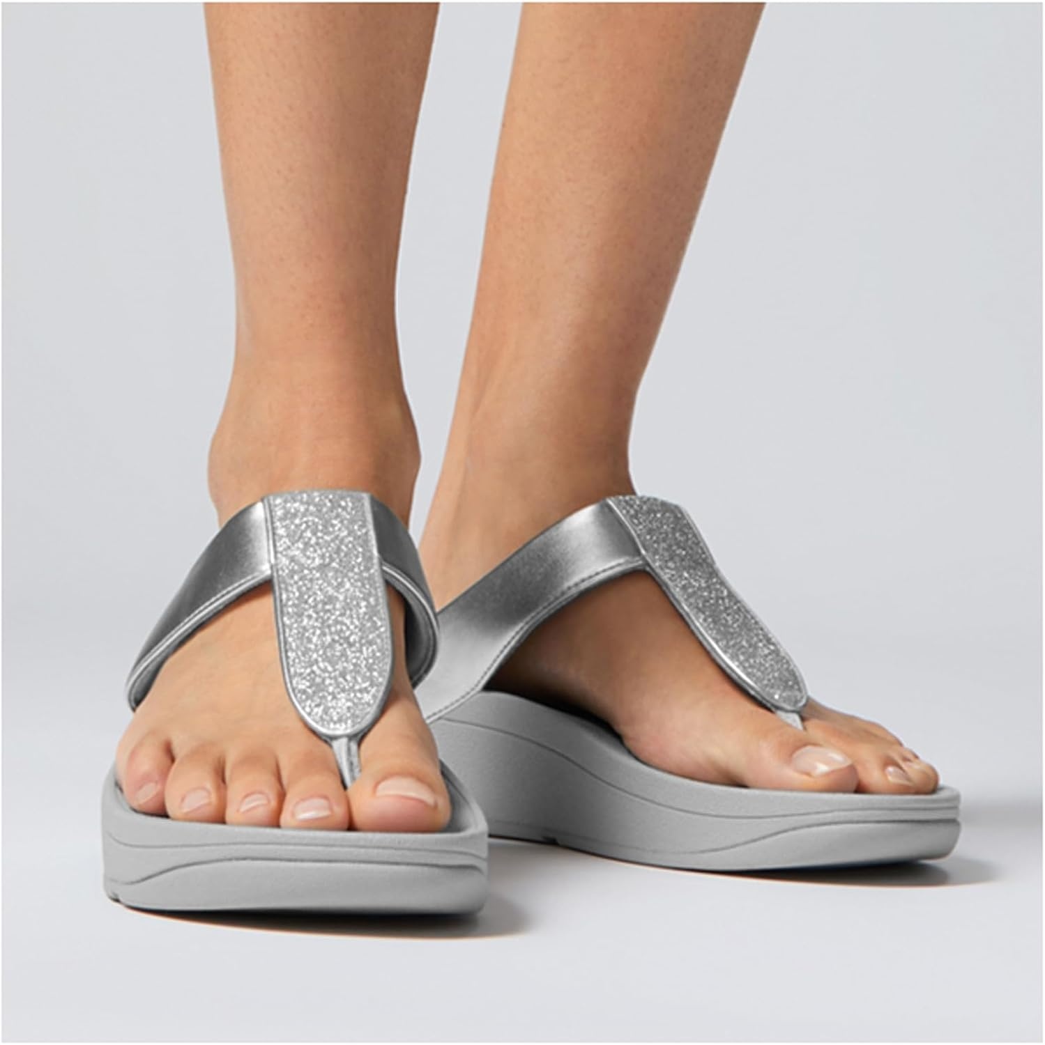 image:imageFitFlop Womens FINO Glitterdust Metallic Toe Post Flip Flop SandalSilver